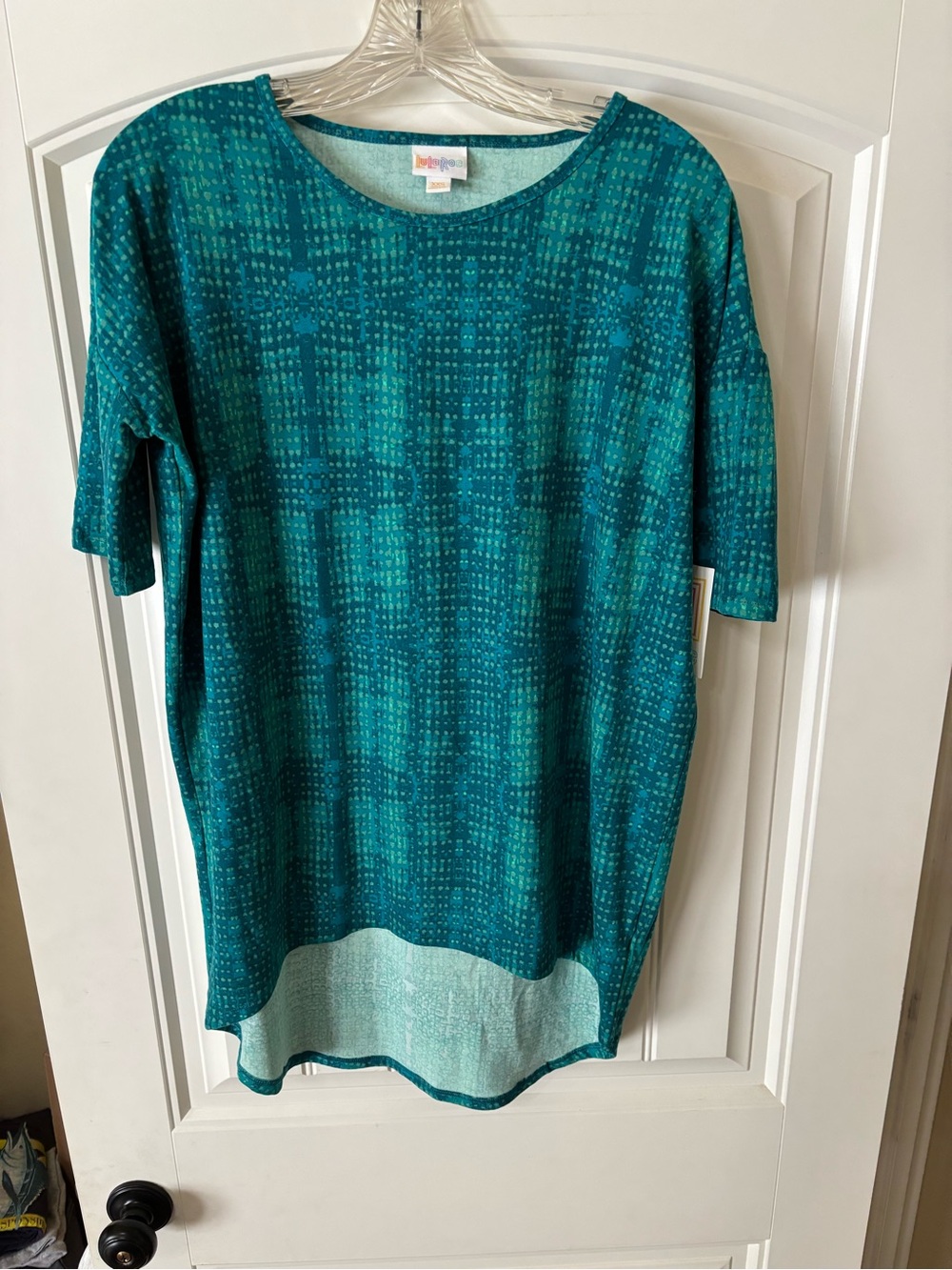 LuLaRoe Teal and Aqua Short-Sleeve Tunic
